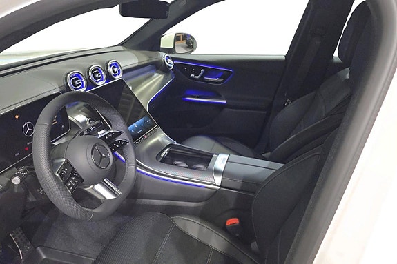 Mercedes-Benz GLC300 e 12 of 12