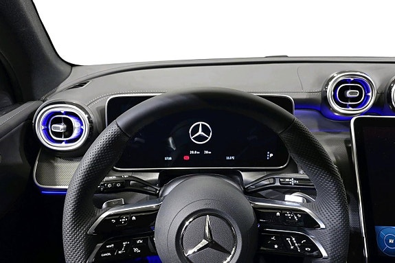 Mercedes-Benz GLC300 e 6 of 12