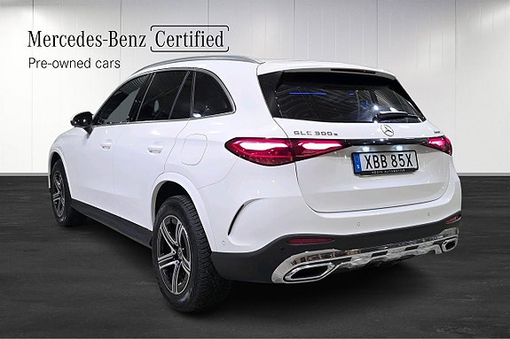 Mercedes-Benz GLC300 e 2 of 5