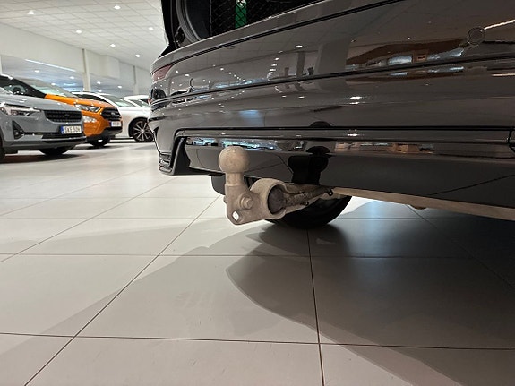 Volvo XC60 15 of 23