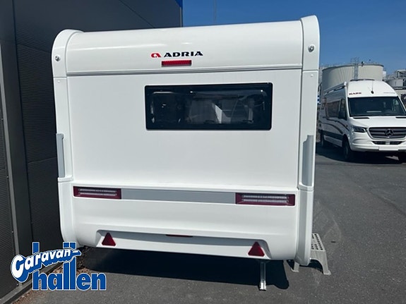 Adria Altea 362 LH 2 of 5