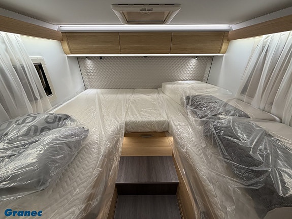 Adria Coral 670 DL 60Y - Fiat 140HP HD 35L 14 of 20