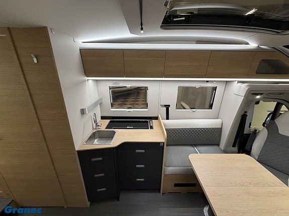 Adria Coral 670 DL 60Y - Fiat 140HP HD 35L 9 of 20