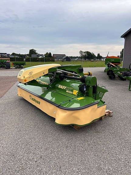 Krone Easy Cut F320 CV 2 of 5