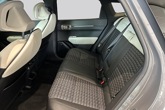Kia EV4 9 of 14