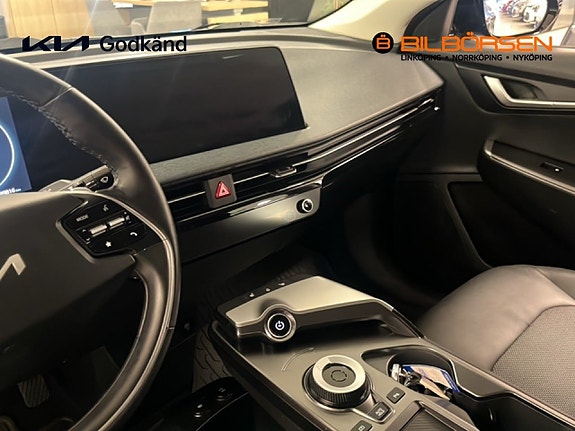 Kia EV6 10 of 15
