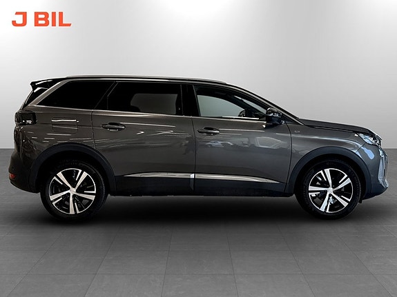 Peugeot 5008 14 of 16