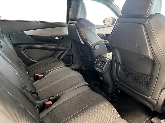 Peugeot 5008 13 of 16