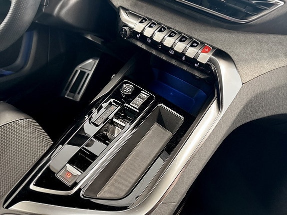 Peugeot 5008 11 of 16
