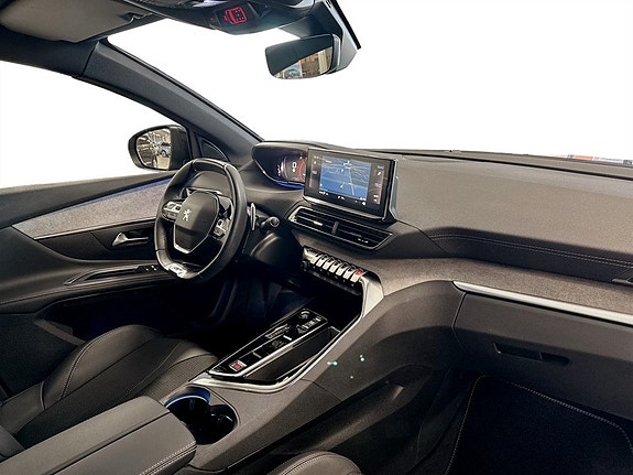 Peugeot 5008 12 of 16