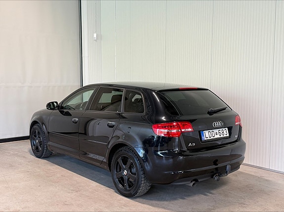 Audi A3 8 of 17