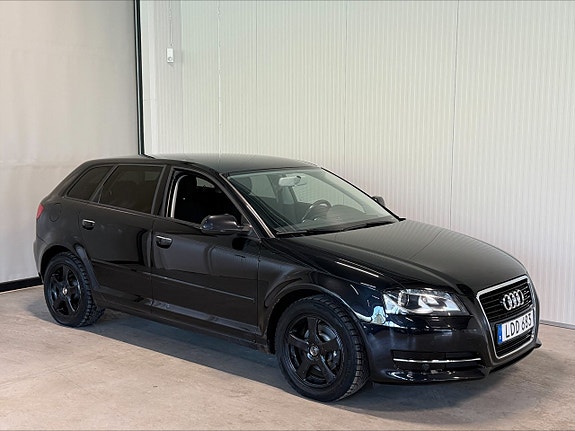 Audi A3 2 of 17
