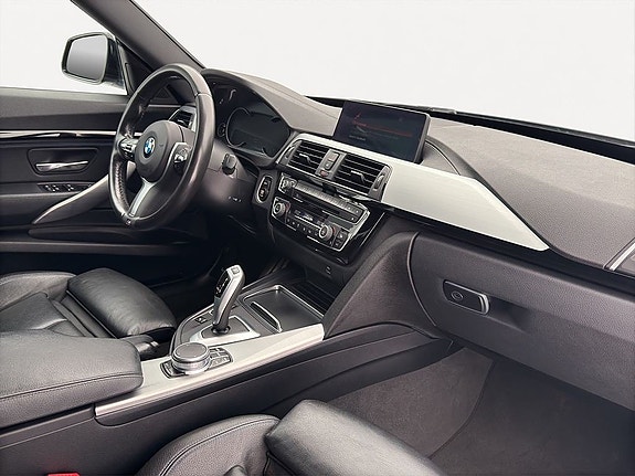 BMW 320 14 of 20