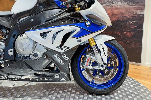 BMW HP4  |High Performance|Nr 1202|Endast 765 mil|SE SPEC| 5 of 5