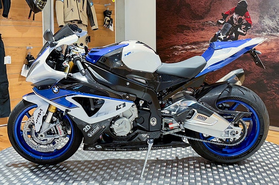 BMW HP4  |High Performance|Nr 1202|Endast 765 mil|SE SPEC| 2 of 5