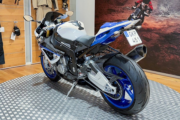 BMW HP4  |High Performance|Nr 1202|Endast 765 mil|SE SPEC| 4 of 5