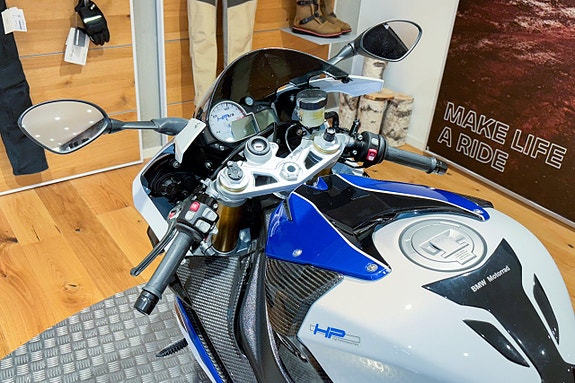 BMW HP4  |Competition|Nr 1202|Endast 765 mil|SE SKICK & BILDER| 11 of 15