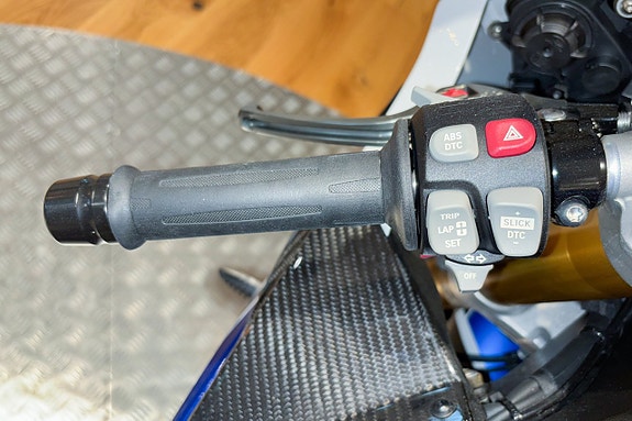 BMW HP4  |Competition|Nr 1202|Endast 765 mil|SE SKICK & BILDER| 14 of 15