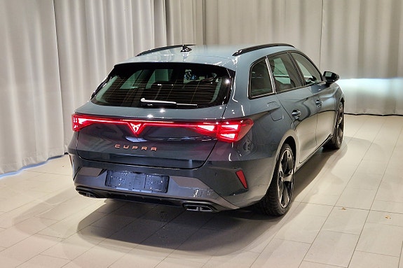 Cupra Leon 3 of 14