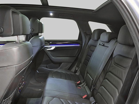 Volkswagen Touareg 23 of 28