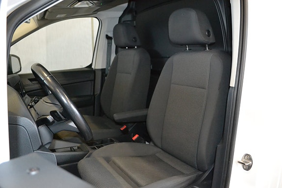 Volkswagen Caddy Maxi 5 of 5