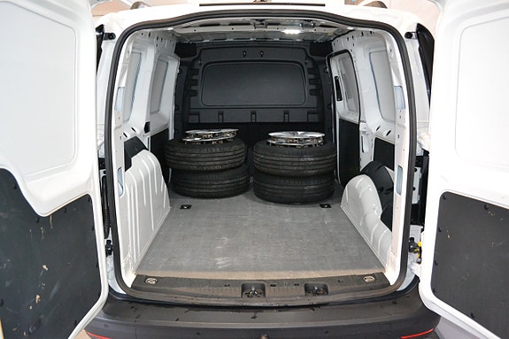 Volkswagen Caddy Maxi 9 of 10