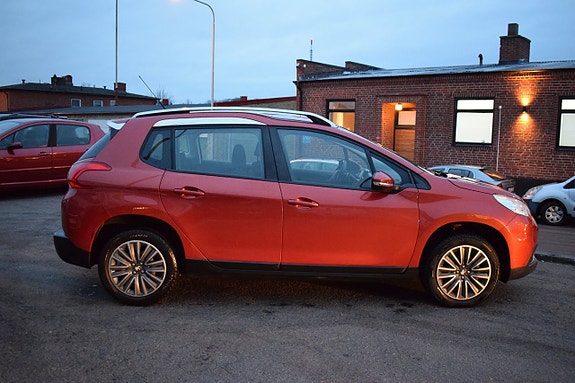 Peugeot 2008 3 of 5