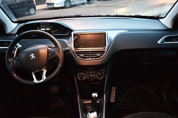 Peugeot 2008 8 of 10
