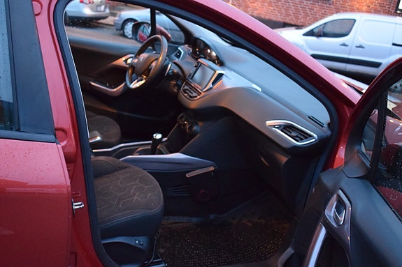 Peugeot 2008 10 of 10