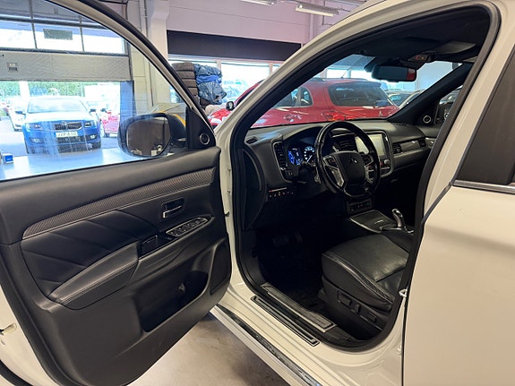 Mitsubishi Outlander 9 of 30