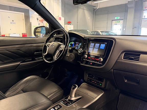 Mitsubishi Outlander 24 of 30
