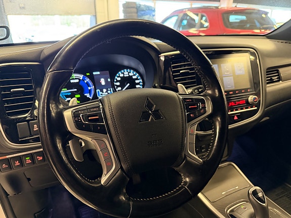 Mitsubishi Outlander 20 of 30