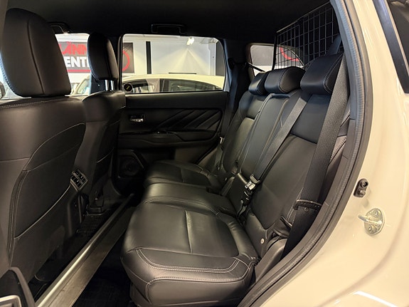 Mitsubishi Outlander 29 of 30
