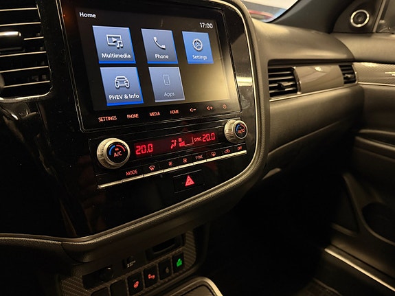 Mitsubishi Outlander 17 of 30