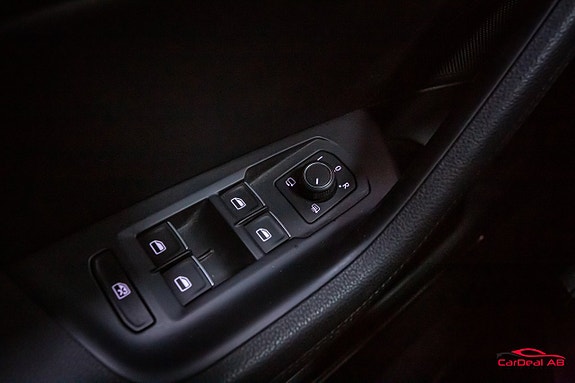 Volkswagen Passat 21 of 27