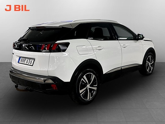 Peugeot 3008 3 of 5