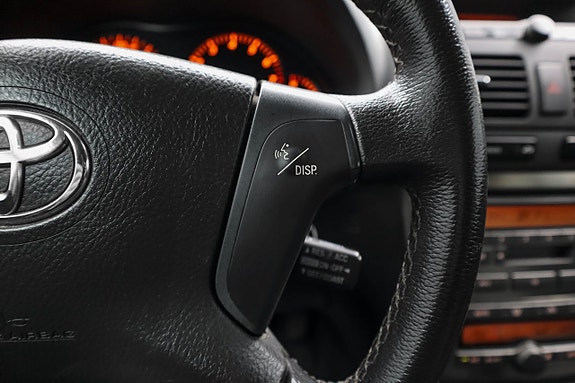 Toyota Avensis 15 of 25