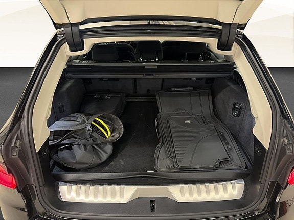 BMW 530e 13 of 21