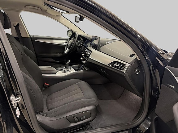 BMW 530e 10 of 21