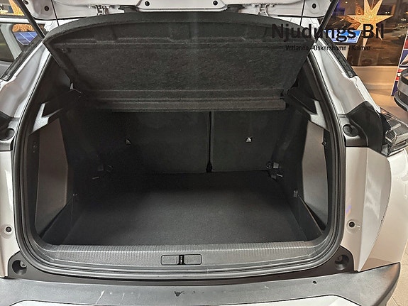 Peugeot 2008 3 of 5