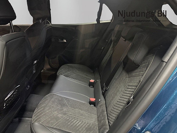 Peugeot e-2008 6 of 8