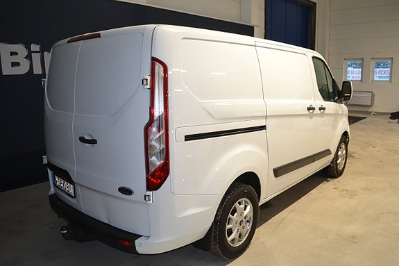 Ford Transit Custom 4 of 13