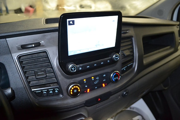 Ford Transit Custom 9 of 13
