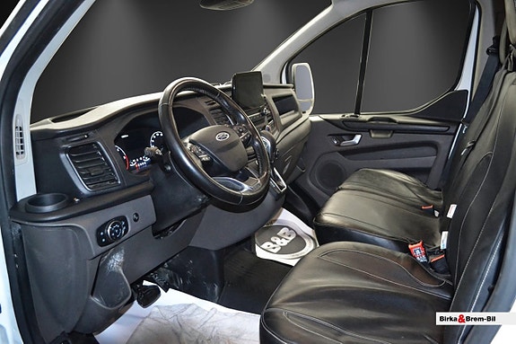 Ford Transit Custom 11 of 13