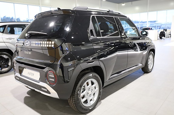 Hyundai Inster 3 of 5