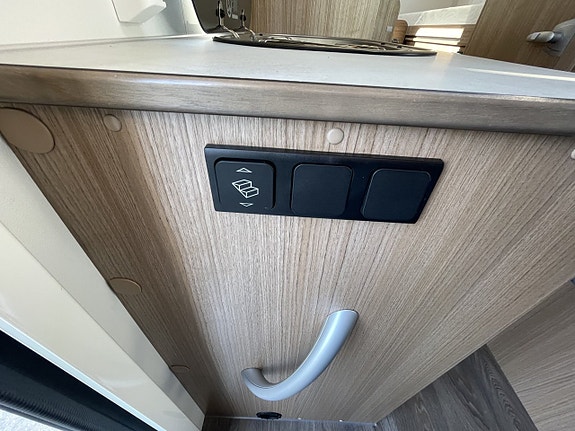 Carado V 337 Höga Långbäddar Solcell Cykelställ 3500kg 19 of 21