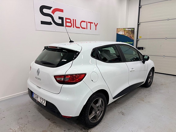 Renault Clio 6 of 21