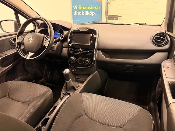 Renault Clio 16 of 21
