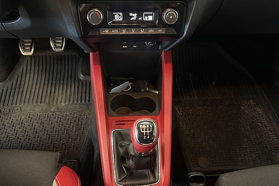 Skoda Fabia 23 of 28