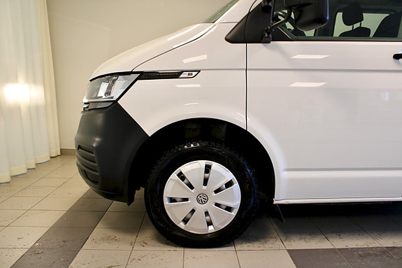 Volkswagen Transporter 3 of 5